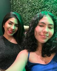 Mi otra vuelta al sol ☘️ Soy muy grata por lo que soy,por lo que tengo y  por donde estoy 🙌🏻 Voy sumando experiencia a esta vida🫶 Pd: la última  foto es