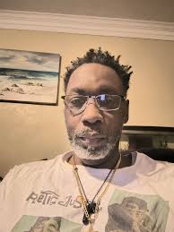 LOOKS LIKE THE GLASSES ARE HERE TO STAY!!! I CAN'T SEE WITHOUT EM!!  🤓🤓🤓🤓🤓