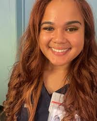 Julia Fant's Instagram, Twitter & Facebook