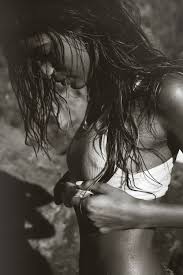 Black And White Beach Photoshoot Sea Gypsea Beach Photoshoot Beach Photography Photoshoot Inspiration
