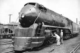 New York New Haven And Hartford I 5 Class Hudson No 1403 Being Serviced At Cedar Hill The Crew Uses Lighte Railroad Photography Railroad Pictures Old Trains