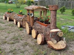 Wooden Train Yard Decoration Reclaimed Wood Planter Is Amazing Reclaimedwood Flowers Yardart Garden In The Woods Yard Art Wood Log Crafts