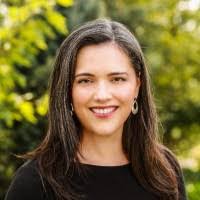 Jennifer Pyles's Instagram, Twitter & Facebook