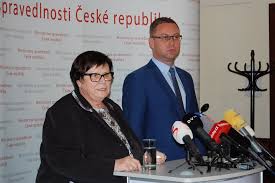 Justice minister marie benešová has refused to launch disciplinary proceedings against state attorneys ivo ištvan and rostislav bajger. Benesova Po Schuzce Se Zemanem Shodli Jsme Se Na Tristupnove Soustave Statniho Zastupitelstvi Ceska Justice