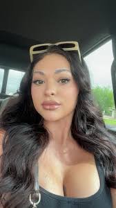 I fear I have the features that only look good with dark hair. 😭  #filtroamigurumi #efectoplastilina #filtrotintedecabello #foryou #capcut