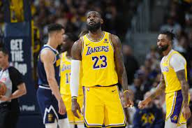 LeBron y Lakers, atrapados en un infierno de mediocridad - Los Angeles Times