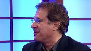 Meet the comedian performing in 1 of the longest running 1-man shows