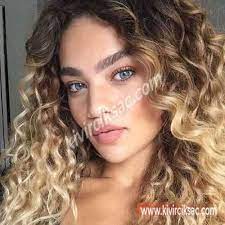 Curling Hair With Flat Iron Panosundaki Pin