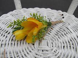 Air cargo using southwest, delta, alaska, united, hawaii and air canada. Eugene Wholesale Flowers