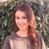 Jen Healey's Instagram, Twitter & Facebook