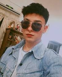 Alejandro Oliveros's Instagram, Twitter & Facebook