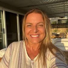 Laura Lescano (@lescanolaura88)