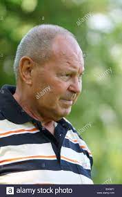 Chef Portrat 60 Alt Alte Alte Manner Alt Alter Alte Menschen Altere Manner Altere Alter Altere Mann Altersgruppe Fuenzig Soc Stockfotografie Alamy