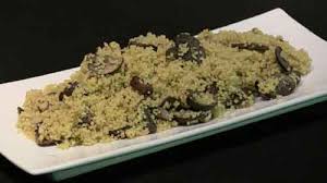 Pour over 250ml boiling water, stir to mix, then cover. Garlic Mushroom Couscous Recipe Showmethecurry Com