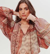 Huge sale on dolce and gabbana pour femme now on. Tuniques Femme Chemisiers Brodees Imprimees Ou Unies Promod