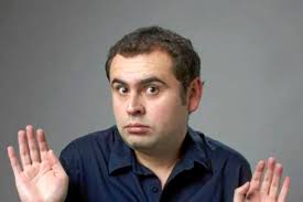 Ricardo Quevedo cierra 'El mes de la comedia' en Corfescu