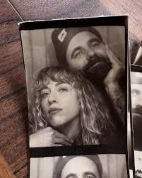 🍷 🍷🍷HEY THERE YOU THIRSTY WINOS 🍷 🍷 🍷 WE'VE GOT A SPECIAL TREAT JUST  FOR YOU We made this delightful little thirst trap at the legendary  @emptybottle and have been so