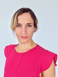 Jennifer Tye's Instagram, Twitter & Facebook