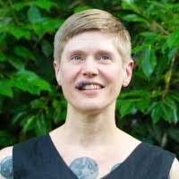 Melinda Hunt's Instagram, Twitter & Facebook