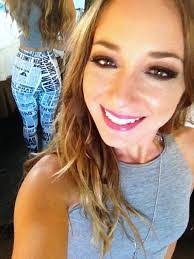 Aurora Kemp's Instagram, Twitter & Facebook