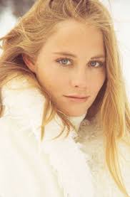 Diane Sinclair: 1913