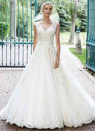 Zuteilung der entsprechende ehe dessous ist so wichtig wie die alternative der ihr hochzeitskleid, nicht allein wird es zu verbessern ihr hochzeitskleid wird es durch, nachdem durch eine menge wichtiger mann in ihrem leben zu erhalten: Us 222 99 Ball Gown Scoop Neck Chapel Train Tulle Wedding Dress With Lace Beading 0025056512 Kleider Hochzeit Ballkleid Hochzeit Hochzeitskleid Duchesse