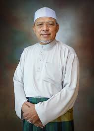The capital and royal seat is kota bharu. Kenyataan Media Menteri Besar Kelantan Dato Ahmad Yakob Facebook
