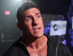 BIO/Profil Agent D/Derrick Bateman