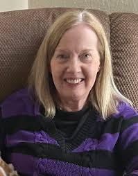 Francine Gross's Instagram, Twitter & Facebook