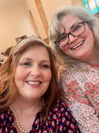 Pam Kidwell's Instagram, Twitter & Facebook