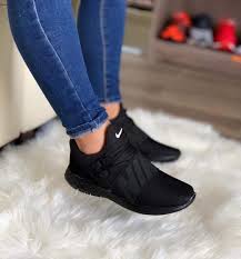 Black And White Nike Outfits Shoes Nike Black Nike Shoes Nike Running Shoes Running Shoes Black Shoes Black Nike S Black Nike Black Nike Shoes All Black Nike Shoes White Nike Shoes
