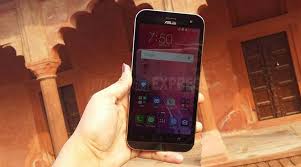 The 13 mp pixelmaster camera on the back . Asus Zenfone Zoom The Thinnest Phone With Optical Zoom Launched In India Technology News The Indian Express