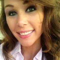 Nicole Tefft's Instagram, Twitter & Facebook