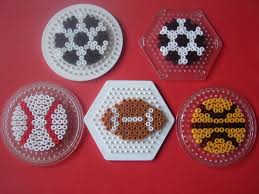 Sport Balls Hama Perler By Zabicra On Skyrock Schemas De Bijoux En Perles Perles Hama Kawaii Billes De Fer