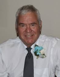 Darrel Combs's Instagram, Twitter & Facebook