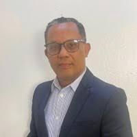 900+ perfiles de «Mella»