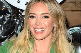 Hilary Duff: Bilder zeigen sie während der Hausgeburt