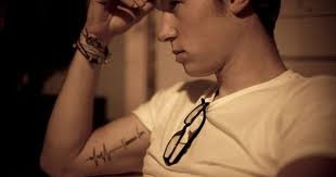 Treacherous Heartbeat Tattoo L Amour Fou Means Mad Foolish Love So Follow Your Heart But Remember The Danger Heartbeat Tattoo Tattoos Tattoos For Guys