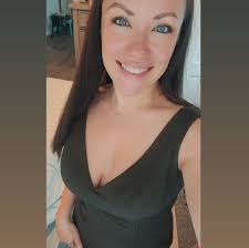 There's a reason why ordering a Caesar salad with French fries became a  trend. Who's been targeted by a fry stealer?