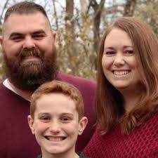 Fundraiser for Lynn Roberson by Jody Burkeen : Rob Roberson and Family
