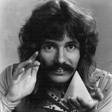 Doug Henning⁠ ⁠ .⁠ ⁠ Canadian born Doug Henning (1947-2000) was a stage  illusionist who revitalized the world of magic in the mid 1970s. A student  of both Dai Vernon and Slydini,
