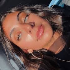 Cassidy Palmer's Instagram, Twitter & Facebook