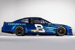 Employee spotlight presented by cat rcr nascar xfinity series driver matt tifft hops on the iracing rig to explain what it takes to get my chevrolet stories: Chevrolet Unveils 2018 Camaro Zl1 Nascar Race Car For Cup Series