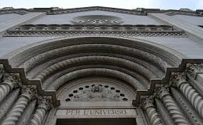 Despite the popular misconception, joe dimaggio did not marry marilyn monroe in this opulent church (that was at city. Saints Peter And Paul Church San Francisco Visiting Tips