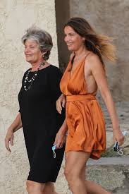 Is she married or dating a new boyfriend? Laetitia Casta Style Clothes Outfits And Fashion Celebmafia