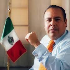 Académico se registra como aspirante independiente a la Presidencia- Grupo  Milenio