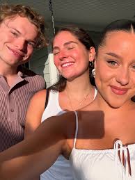 Bennett Hill (@bennettkhill) • Instagram photos and videos