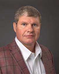 Kenneth Harter's Instagram, Twitter & Facebook