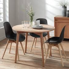 Mesa de cocina extensible, muy práctica y funcional, ideal para un uso diario, tanto para un desayuno rápido como para una cena en familia. Pin En Mesas