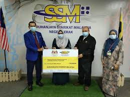 Majlis makan malam sempena maulidur rasul untuk kutipan tabung kebajikan dan perkhidmatan perubatan malaysia. Tabung Kebajikan Perubatan Malaysia Hospital Teluk Intan Facebook